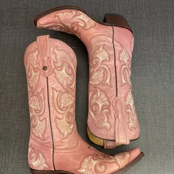 Corral Pink Floral Full Stitch, Size 8 - Picture 4 of 10